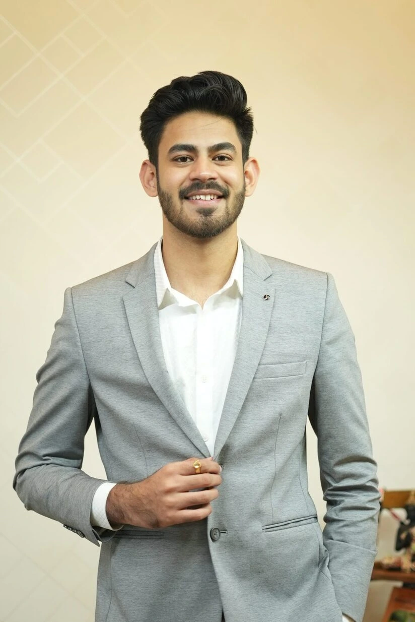 Aryan Tripathi, founder of Learnmize